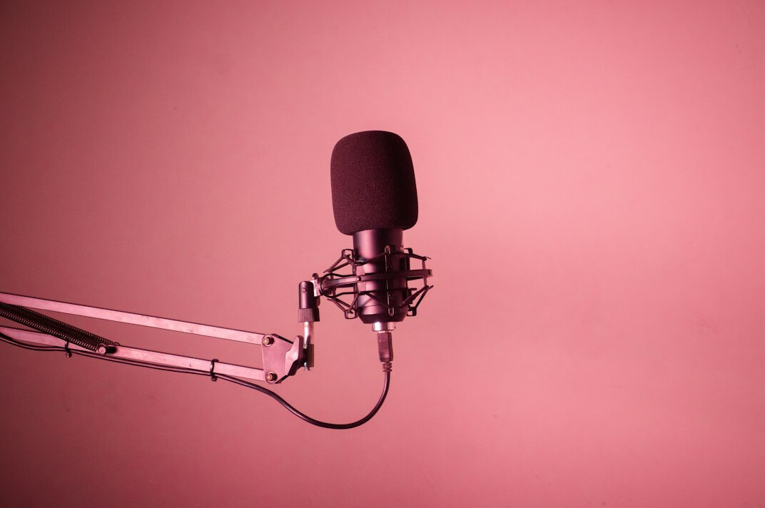 podcast microphone setup